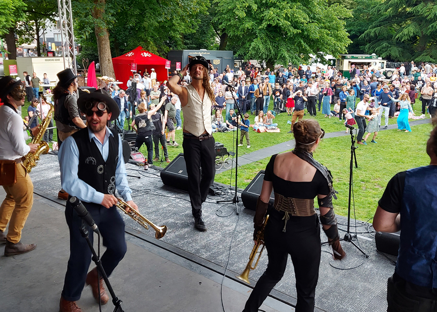De finale gaat tussen Brazzmatazz en ...